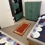 Beach Hostel Balatonboglar アパートホテル