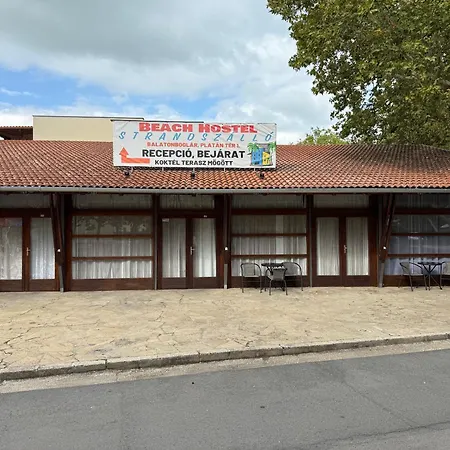 Beach Hostel Balatonboglar *