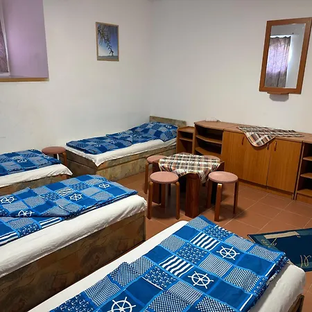 Beach Hostel Balatonboglar Appart hôtel Balatonboglár