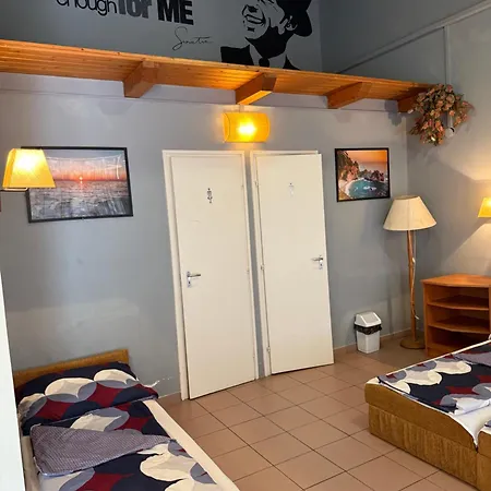 Aparthotel Beach Hostel Balatonboglár