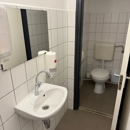 Beach Hostel Balatonboglar Appart hôtel *