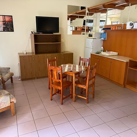 Beach Hostel Balatonboglar Appart hôtel Balatonboglár