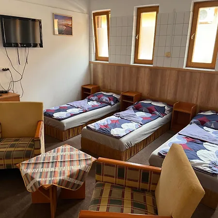 Beach Hostel Balatonboglar *